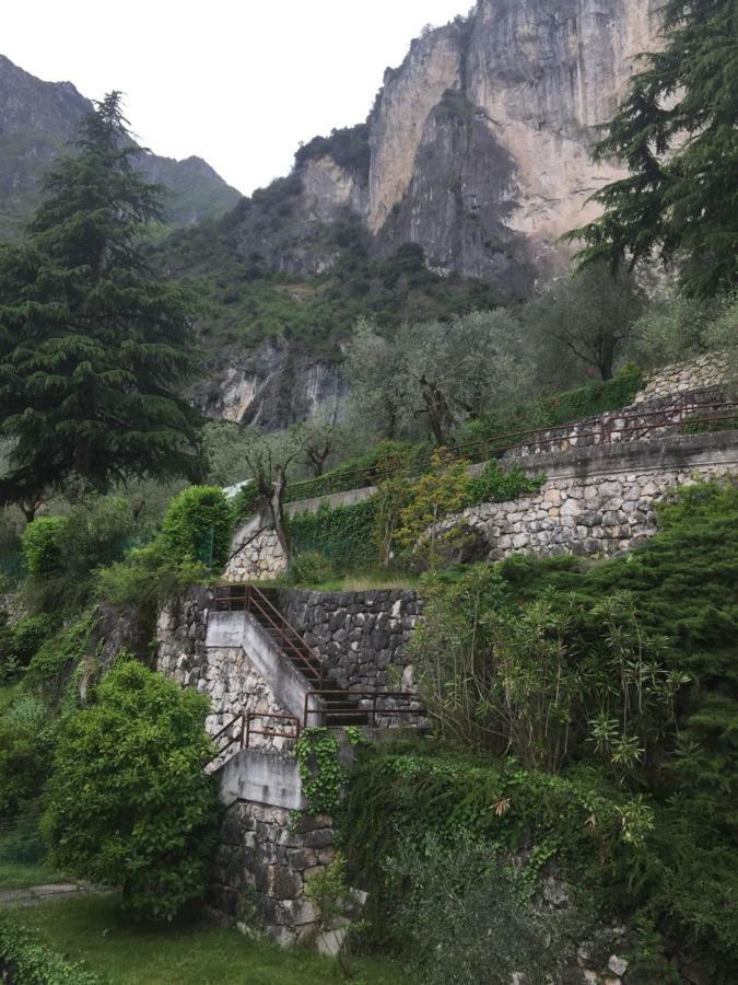 Lake & Castle View Apartment Riva del Garda Ngoại thất bức ảnh